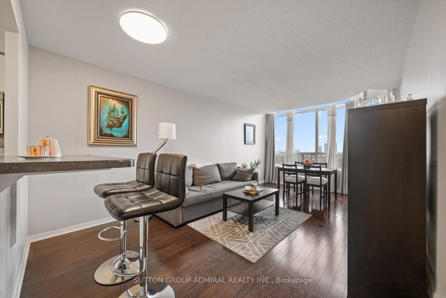 1103 - 81 Townsgate Drive