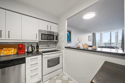 Unit 1103 — 81 Townsgate Drive — photo 4