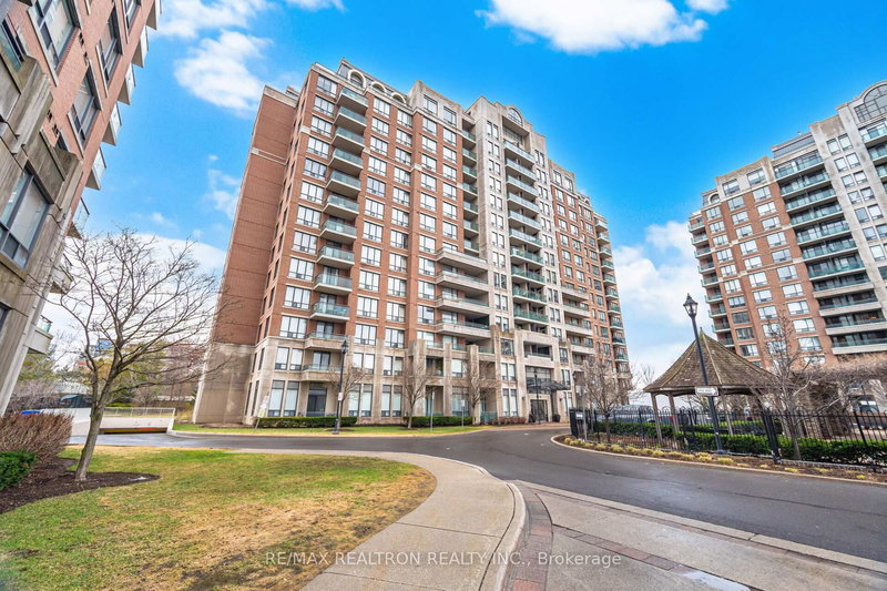 330 Red Maple Rd #411, Richmond Hill, Ontario