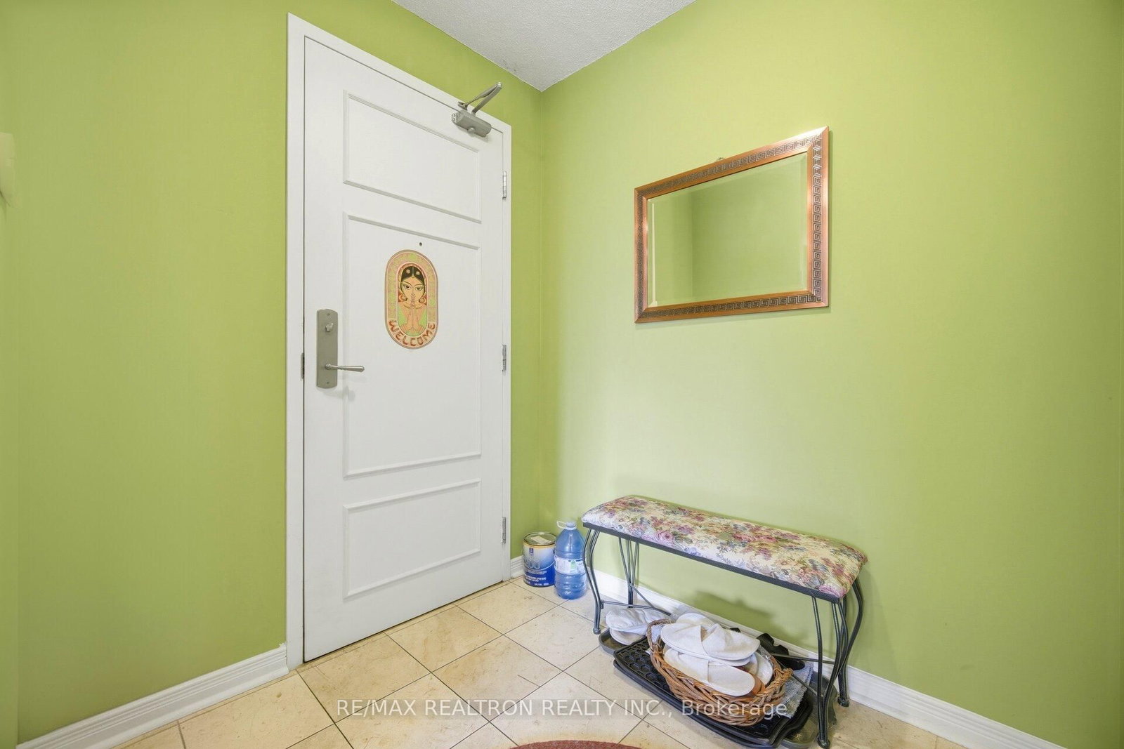 Condo for sale at 411-330 Red Maple Road, Richmond Hill, Ontario, L4C 0T6 - Langstaff - MLS: N12994502