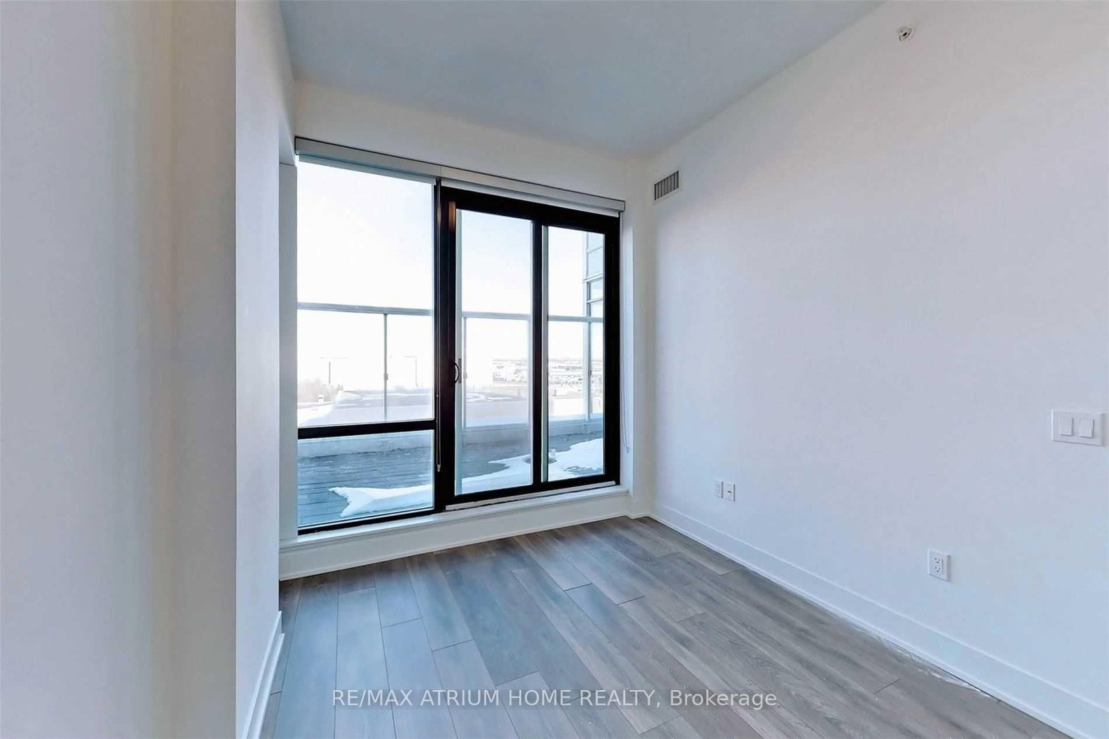 2908 Highway 7 Road, Unit 611 - Photo 16