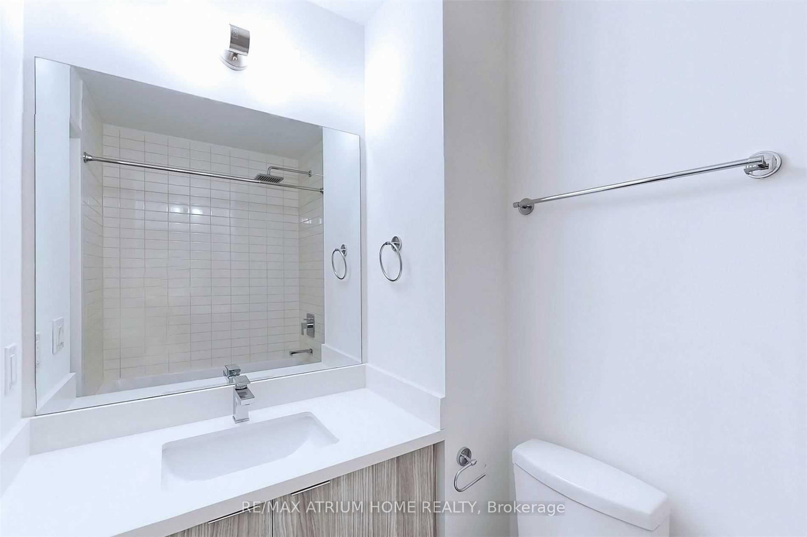 2908 Highway 7 Road, Unit 611 - Photo 18