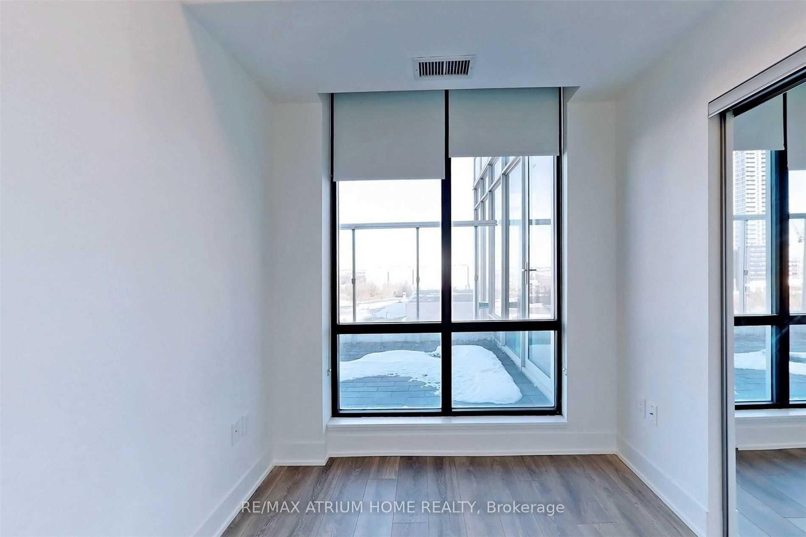 2908 Highway 7 Road, Unit 611 - Photo 21