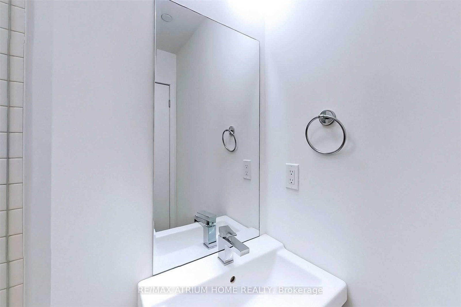 2908 Highway 7 Road, Unit 611 - Photo 25