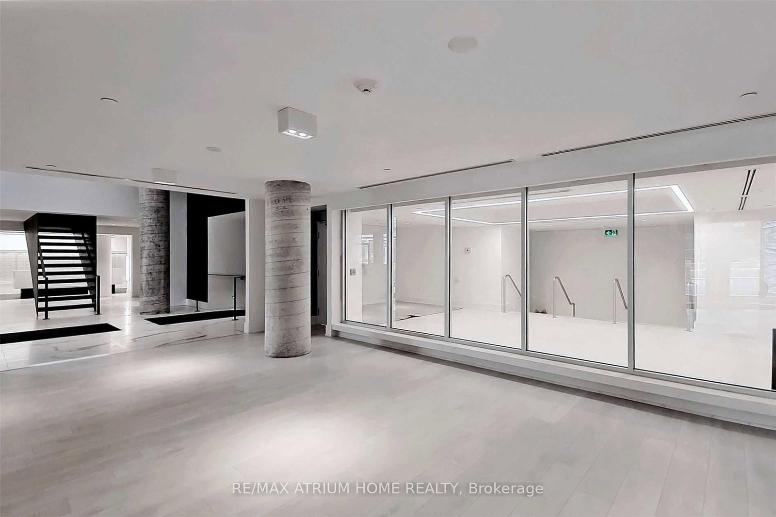 2908 Highway 7 Road, Unit 611 - Photo 32