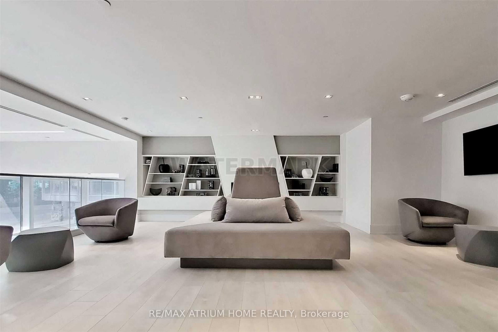 2908 Highway 7 Road, Unit 611 - Photo 33