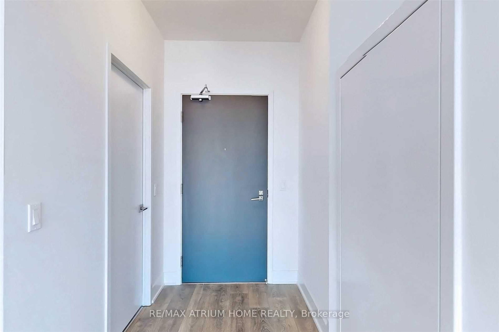 2908 Highway 7 Road, Unit 611 - Photo 4