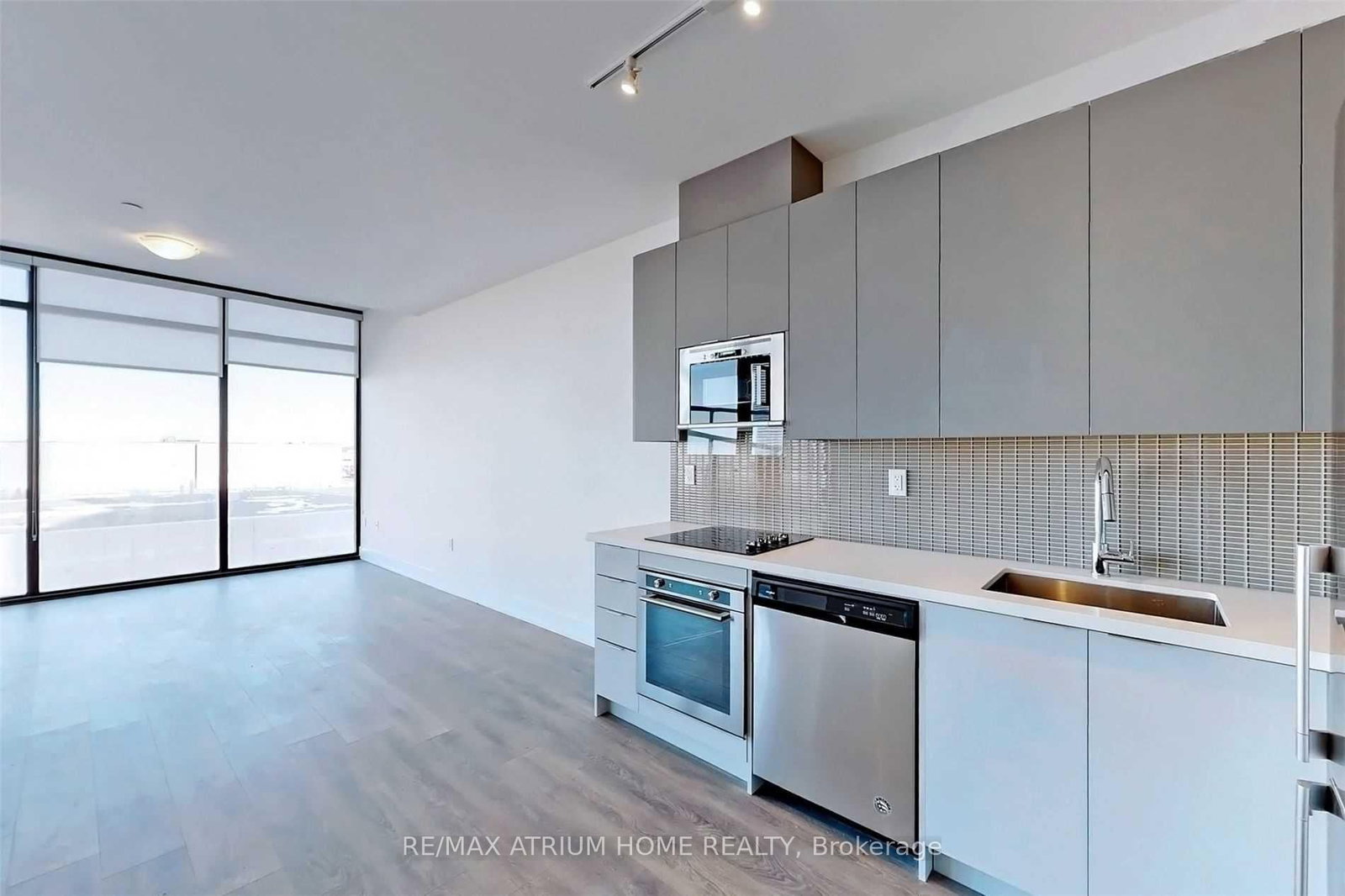 2908 Highway 7 Road, Unit 611 - Photo 9