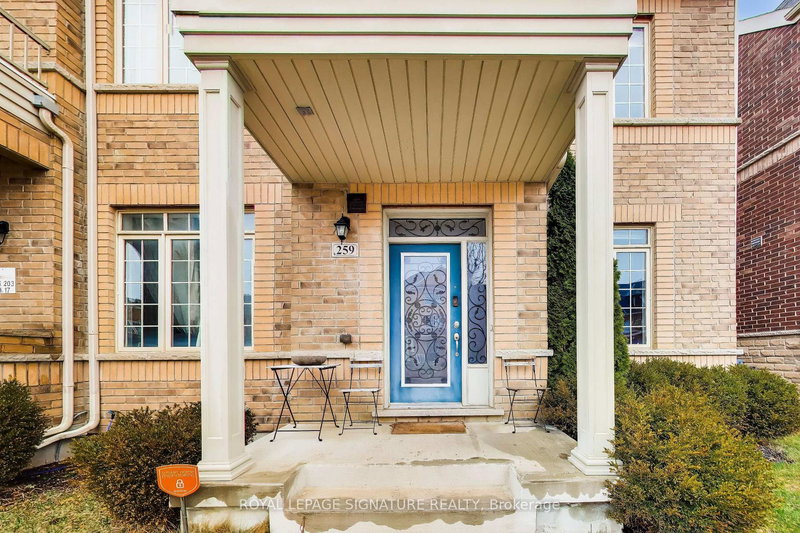 259 Barons St, Vaughan, L4H 3Z3 | Image 2