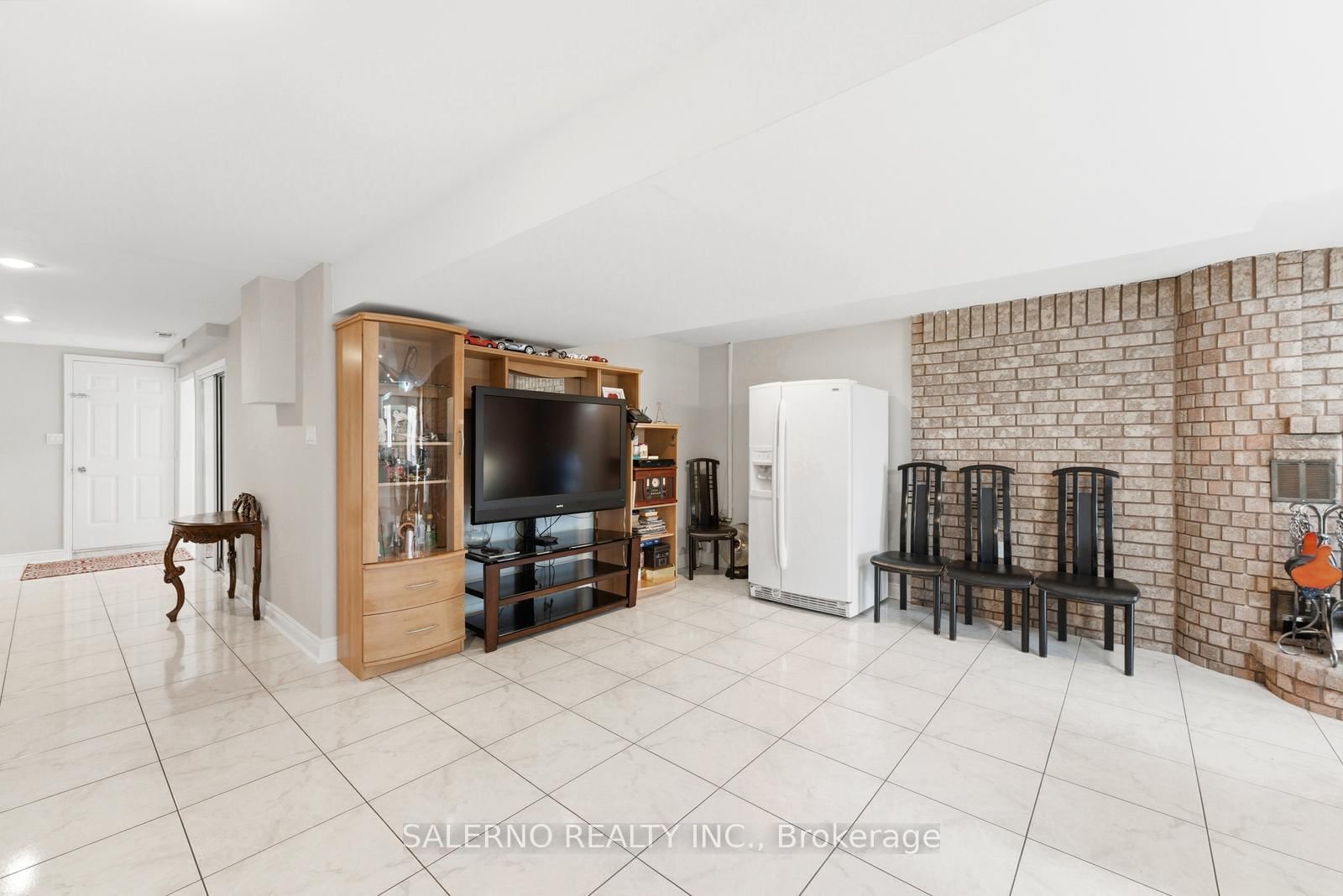 Detached House for sale at 125 Kaiser Drive, Vaughan, Ontario, L4L 3V3 - West Woodbridge - MLS: N12994806