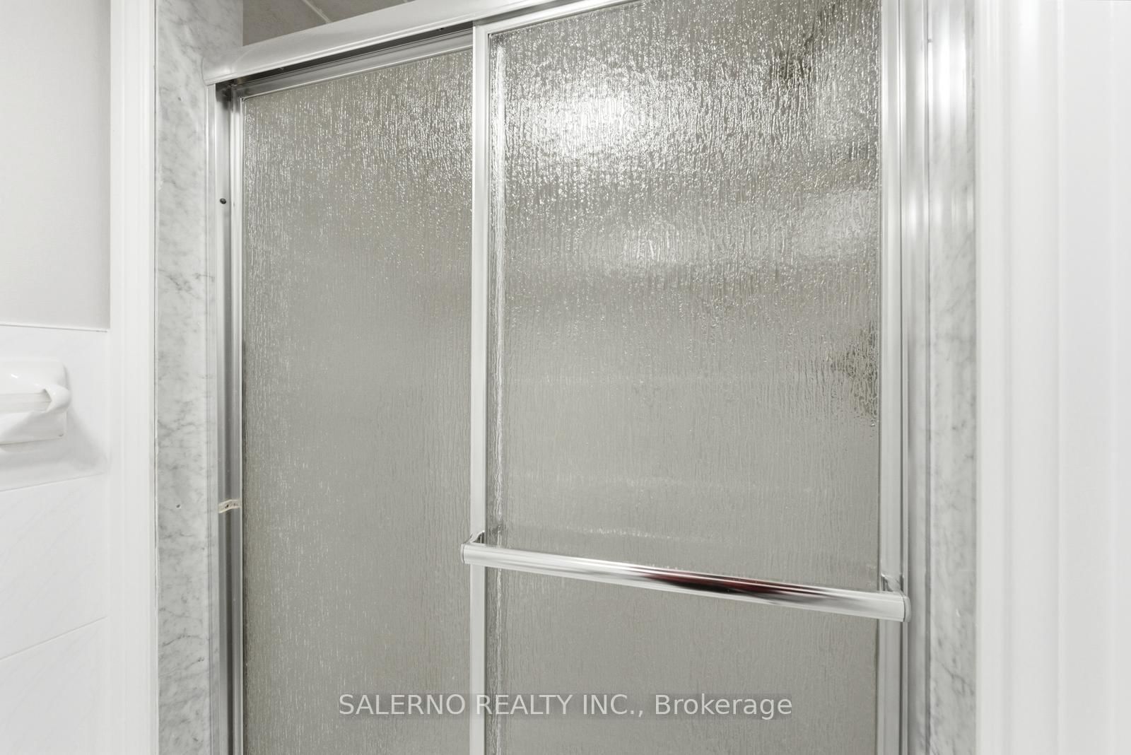 Detached House for sale at 125 Kaiser Drive, Vaughan, Ontario, L4L 3V3 - West Woodbridge - MLS: N12994806