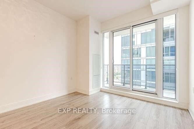 9608 Yonge Street, Unit 1603 - Photo 15