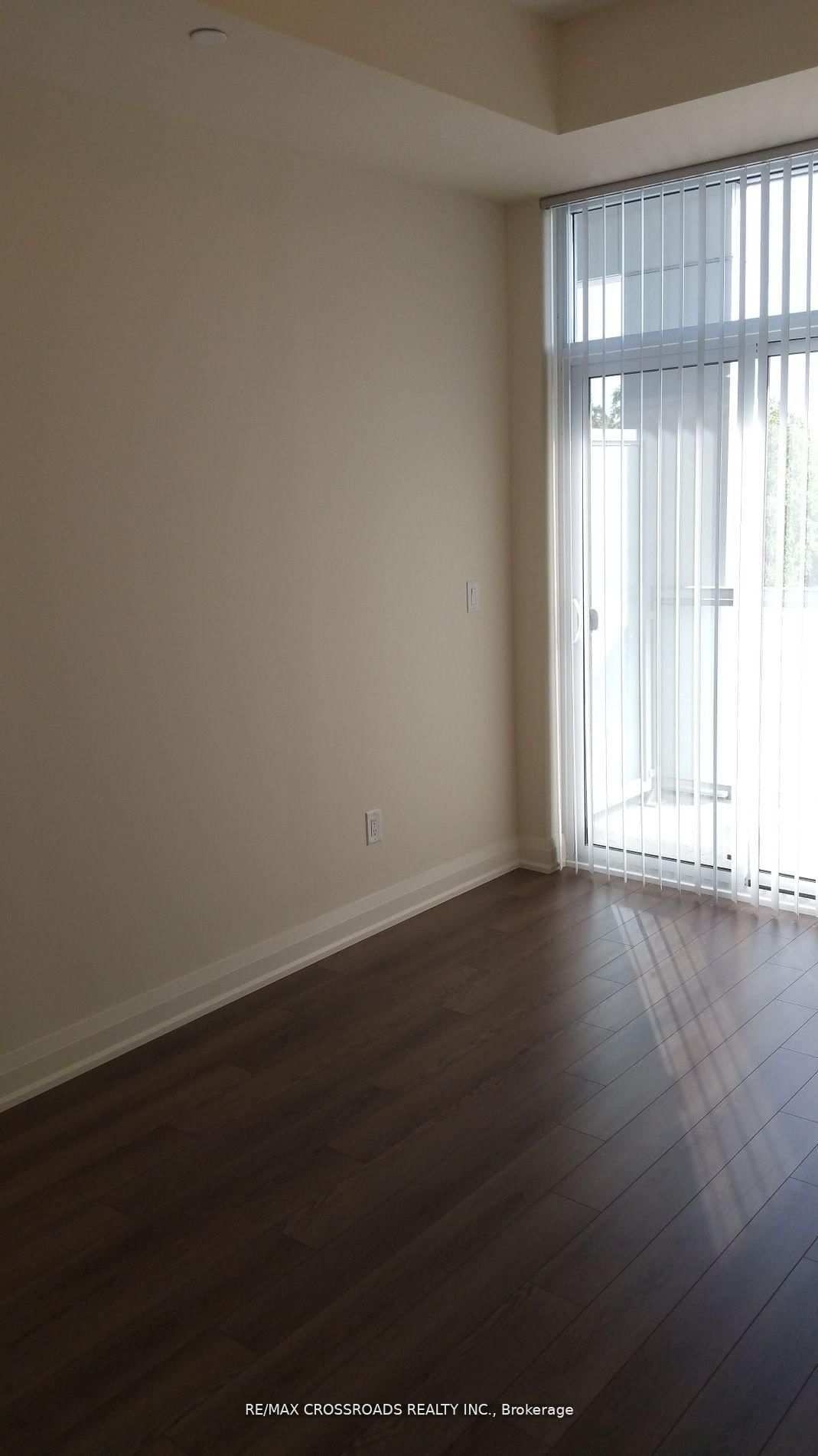 8763 Bayview Avenue, Unit 207 - Photo 11