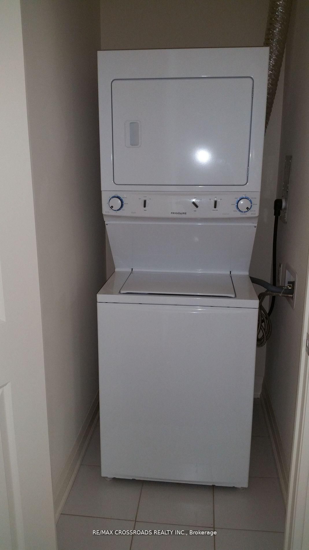 8763 Bayview Avenue, Unit 207 - Photo 8