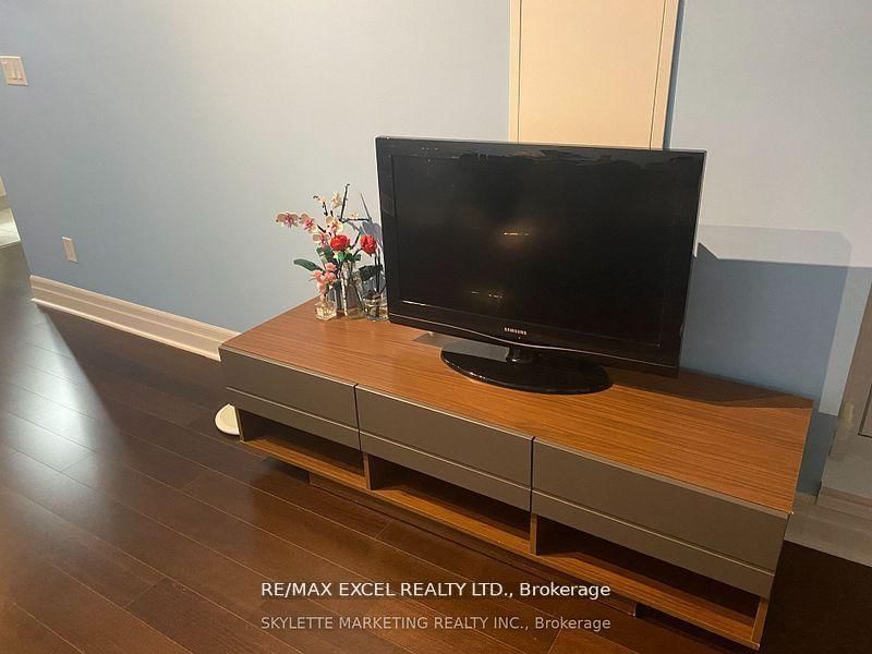 8130 Birchmount Road, Unit 912 - Photo 5