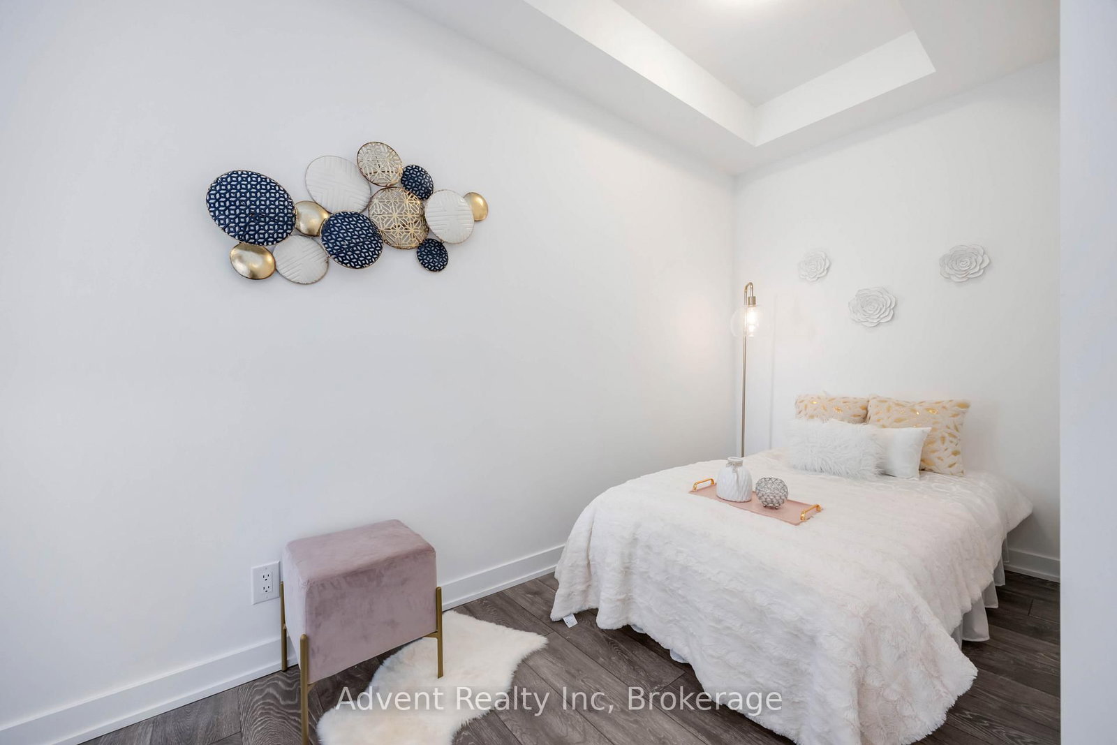 8888 YONGE Street, Unit 412 - Photo 19