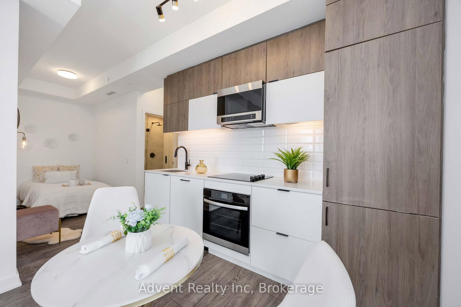 8888 YONGE Street, Unit 412 - Photo 3
