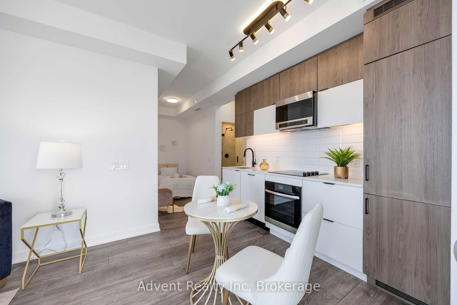 8888 YONGE Street, Unit 412 - Photo 5