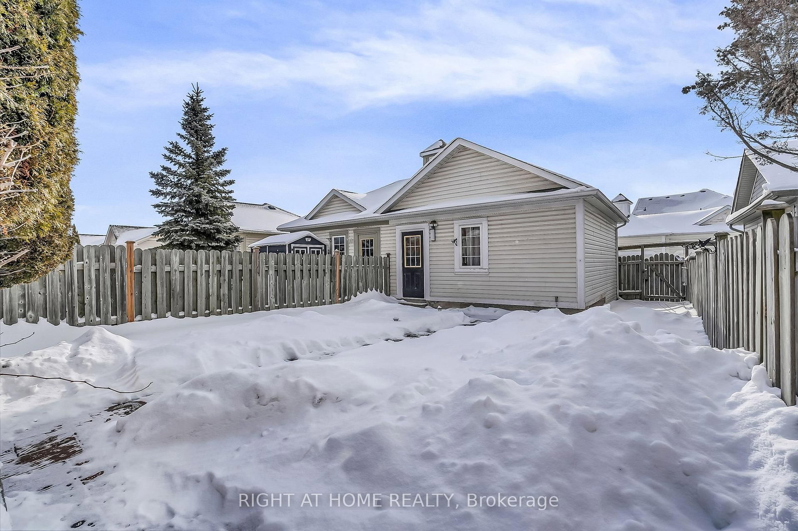 Townhouse for sale at 89 Cornell Park Avenue, Markham, Ontario, L6B 1B6 - Cornell - MLS: N12995226