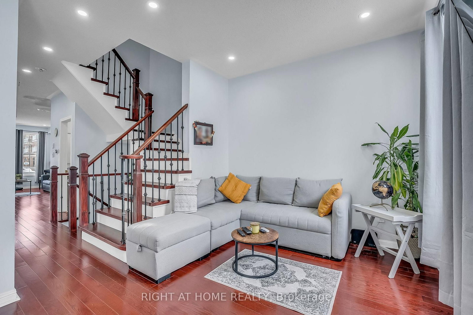 Townhouse for sale at 89 Cornell Park Avenue, Markham, Ontario, L6B 1B6 - Cornell - MLS: N12995226