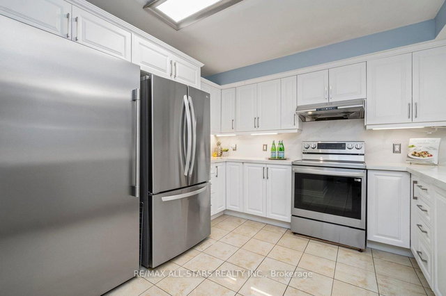 110 - 55 The Boardwalk Way