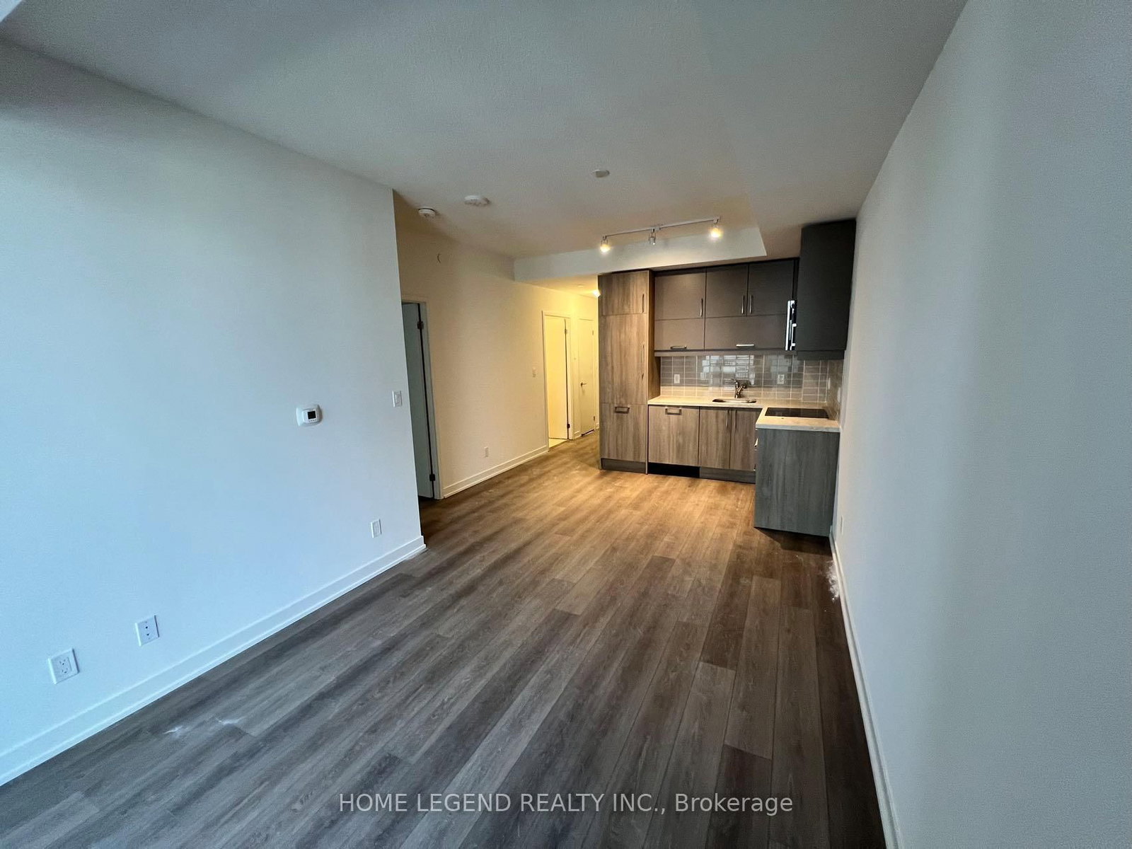 38 Simcoe Promenade, Unit 715 - Photo 2