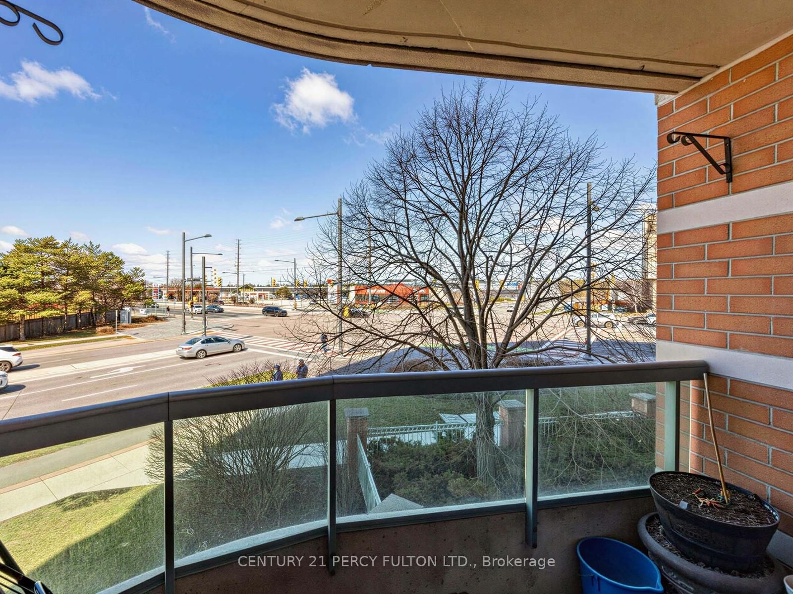 745 New Westminster Drive, Unit 201 - Photo 17