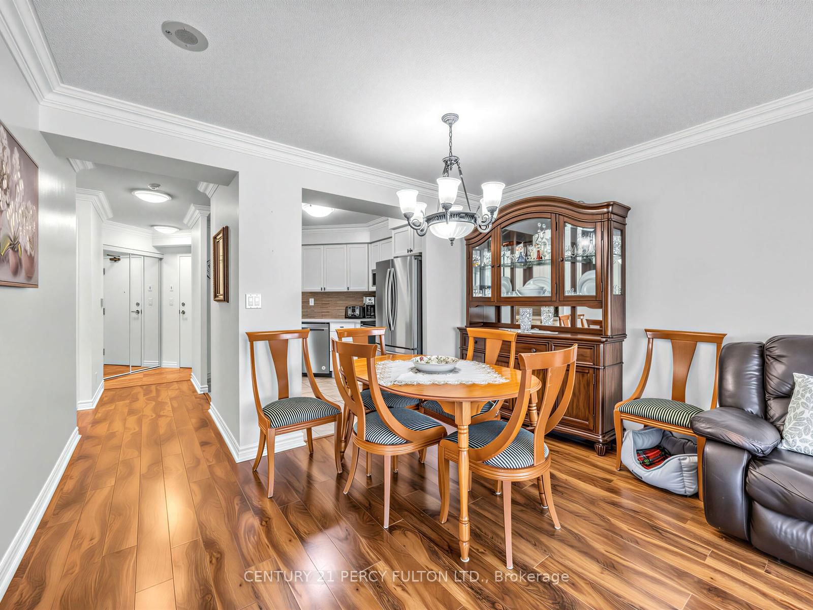 745 New Westminster Drive, Unit 201 - Photo 9