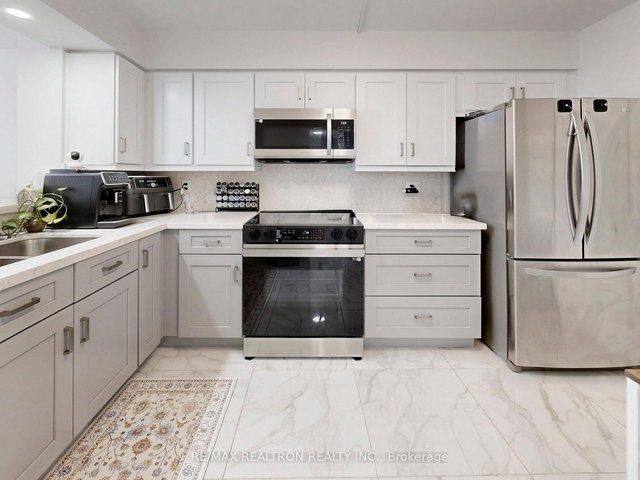 406 - 120 Promenade Circle