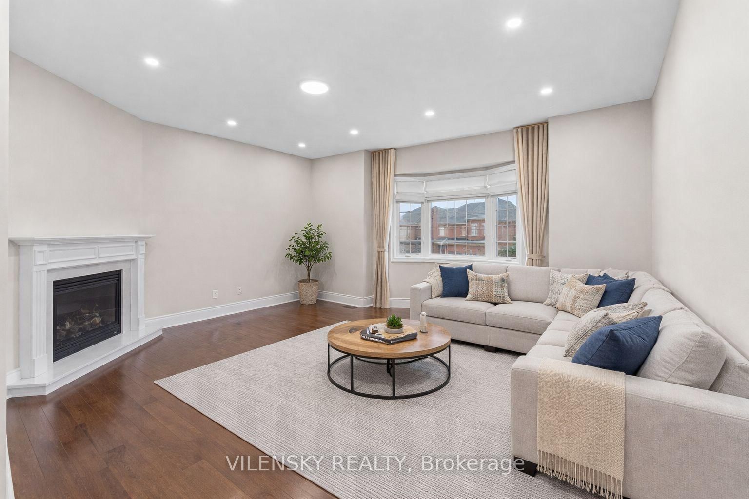 Detached House for sale at 235 Israel Zilber Drive, Vaughan, Ontario, L6A 0L5 - Patterson - MLS: N12995646