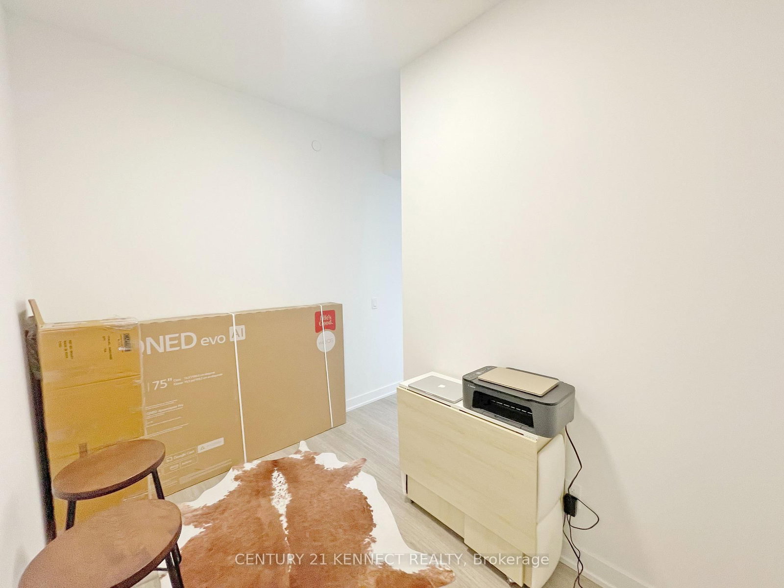 8188 Yonge Street, Unit 707 - Photo 21