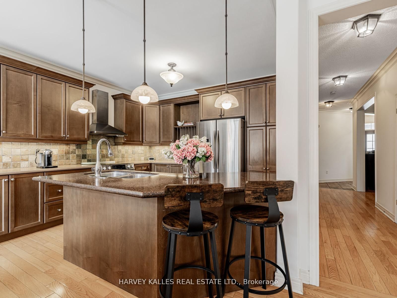 Detached House for sale at 12 Barberry Crescent, Richmond Hill, Ontario, L4E 4S5 - Oak Ridges - MLS: N12995880