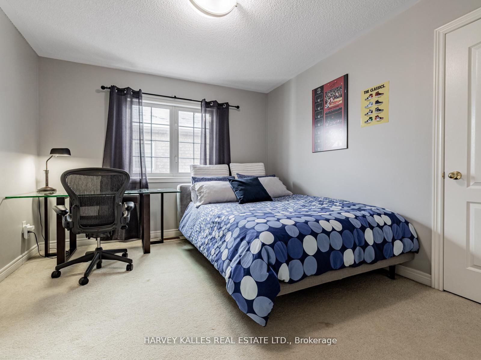 Detached House for sale at 12 Barberry Crescent, Richmond Hill, Ontario, L4E 4S5 - Oak Ridges - MLS: N12995880