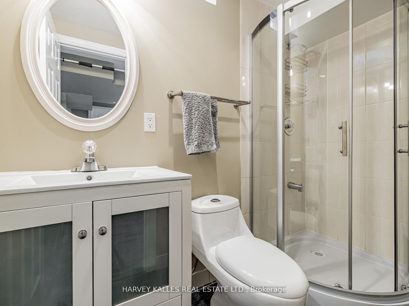 Detached House for sale at 12 Barberry Crescent, Richmond Hill, Ontario, L4E 4S5 - Oak Ridges - MLS: N12995880