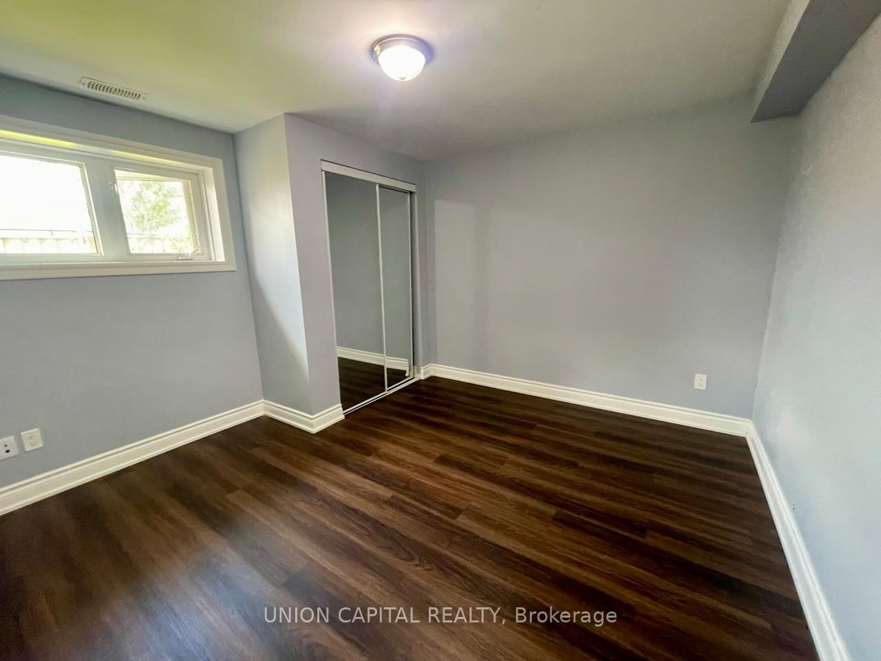 58 Clamerten Road, Unit Walkout Basement - Photo 10