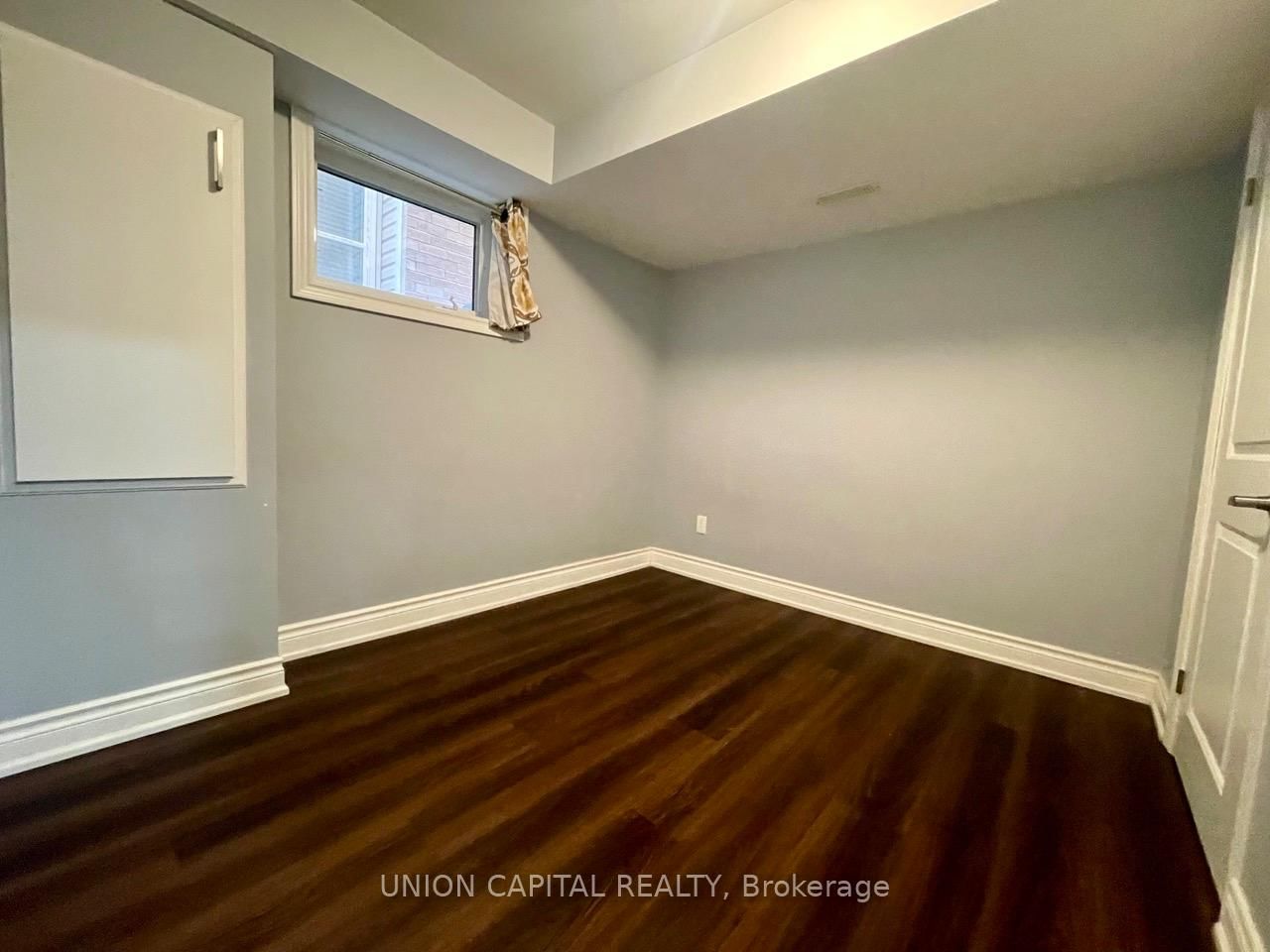 58 Clamerten Road, Unit Walkout Basement - Photo 12