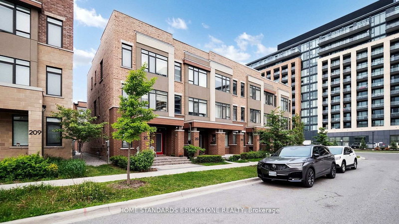 215 Salterton Circ, Vaughan, Ontario