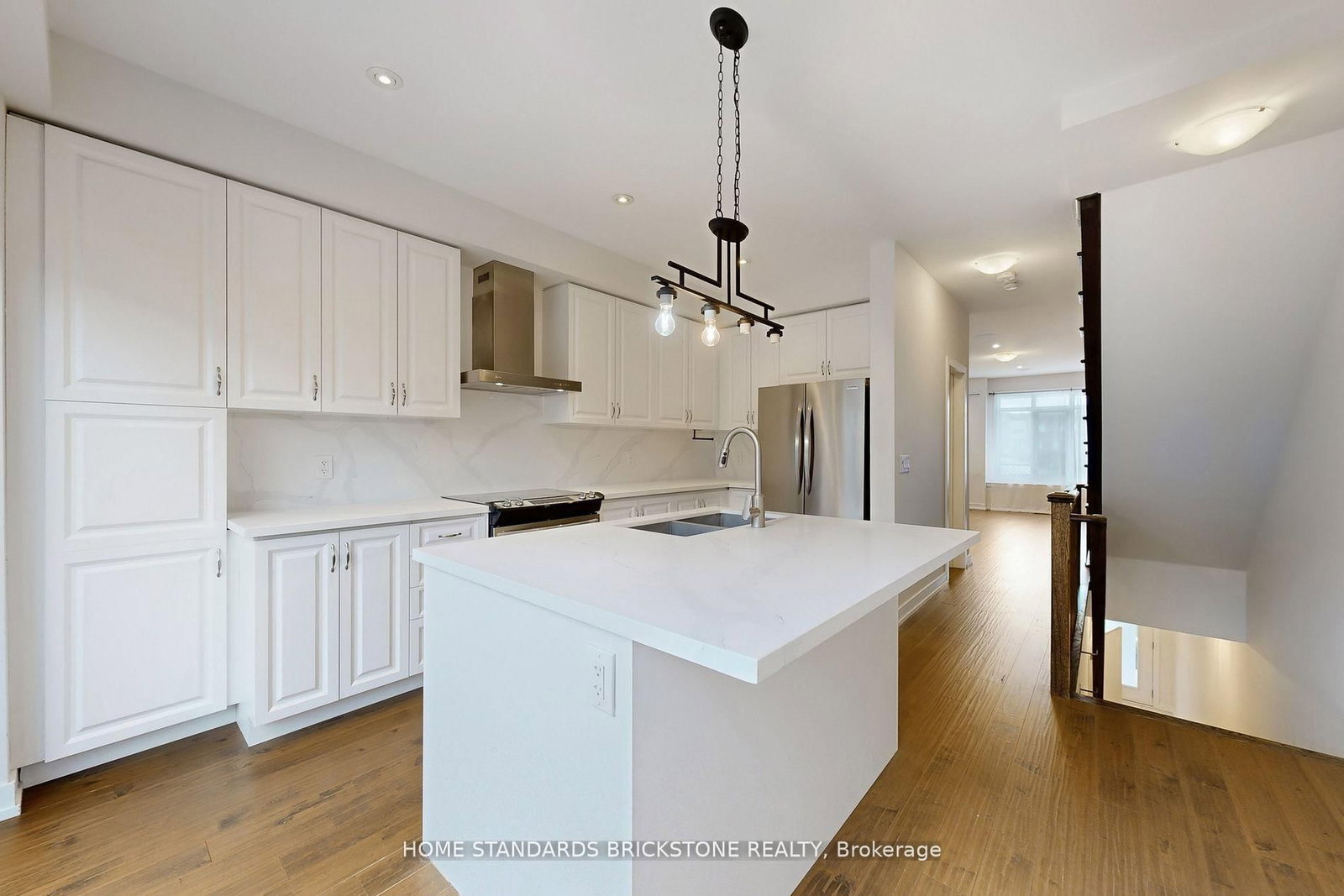 215 Salterton Circle • Vaughan, ON photo 11