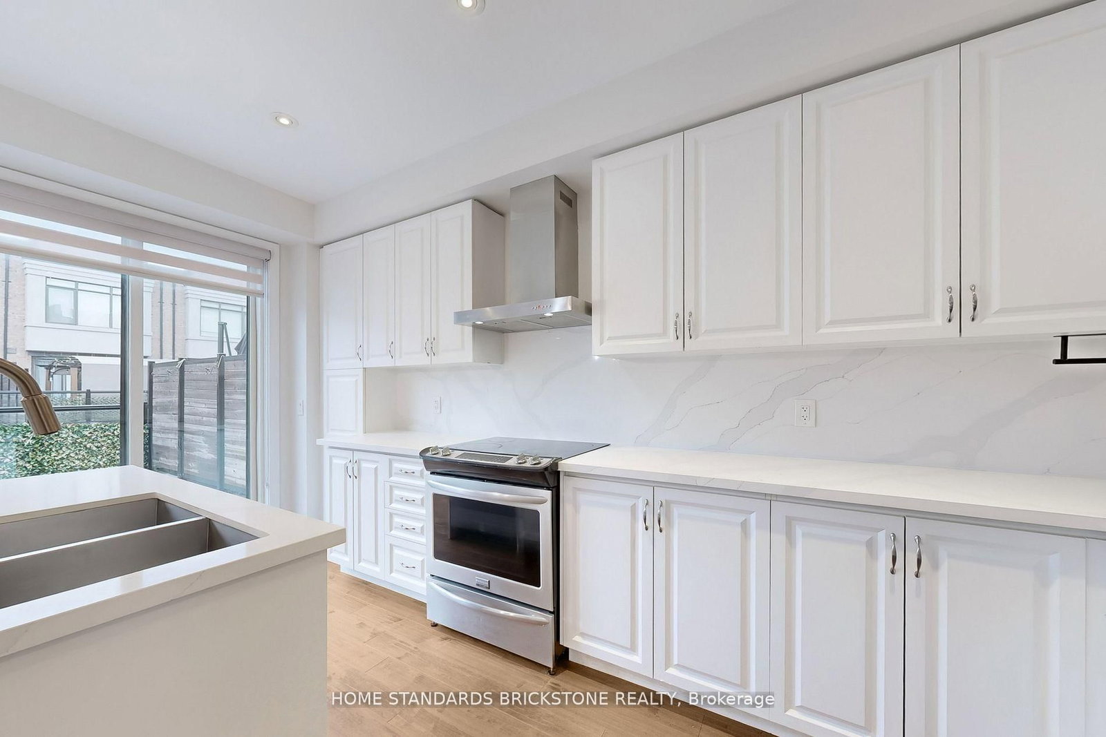 215 Salterton Circle • Vaughan, ON photo 16