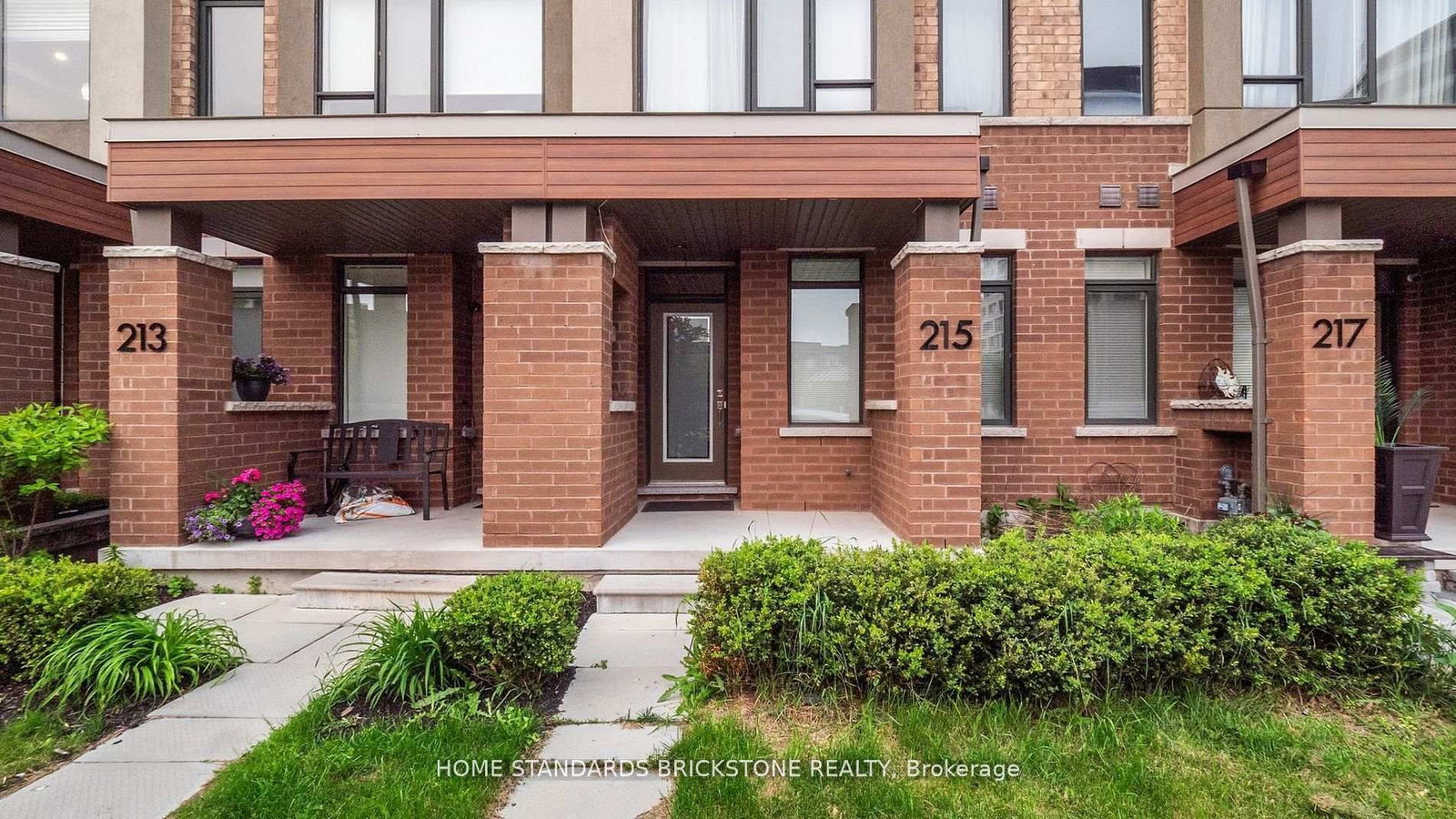 215 Salterton Circle • Vaughan, ON photo 2