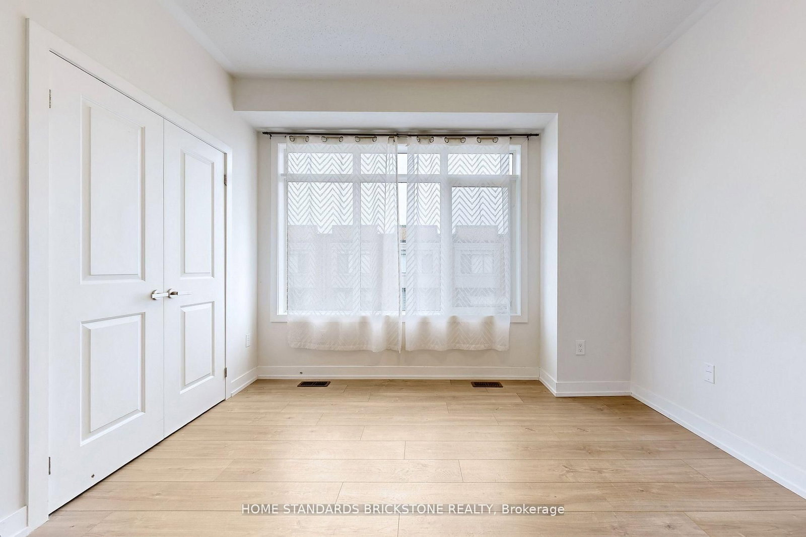 215 Salterton Circle • Vaughan, ON photo 22