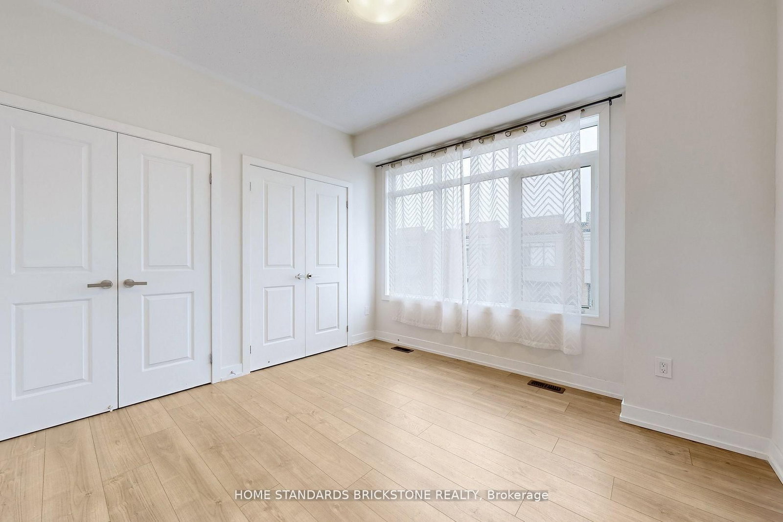 215 Salterton Circle • Vaughan, ON photo 23