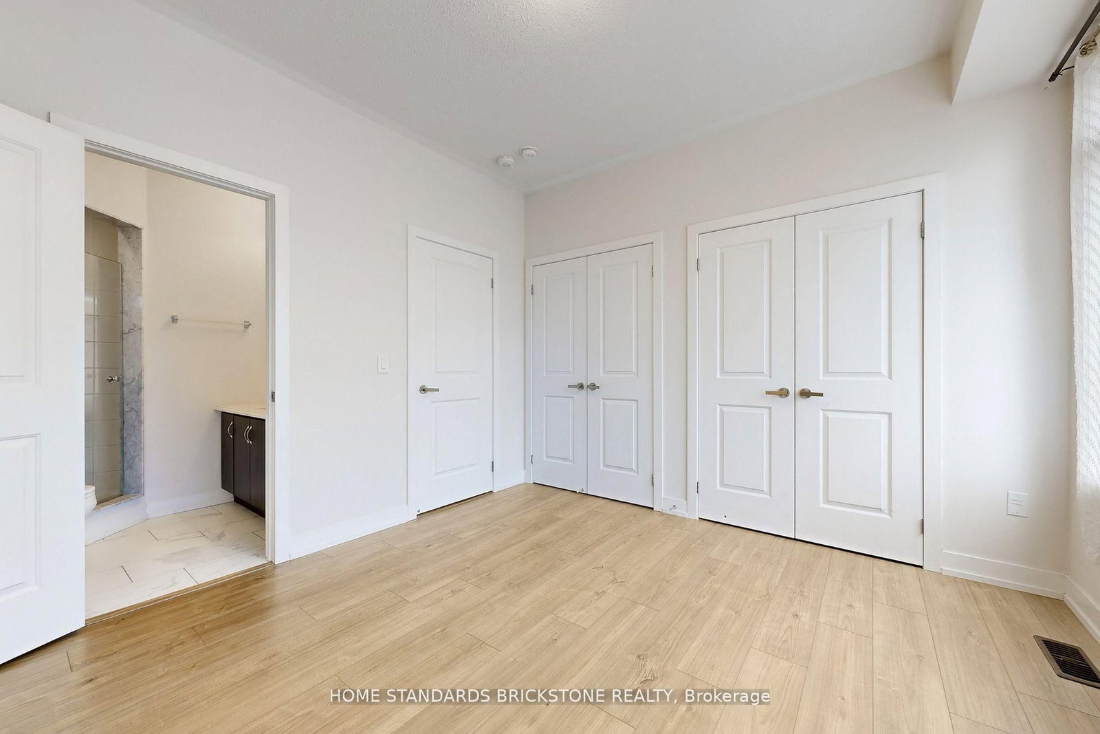 215 Salterton Circle • Vaughan, ON photo 24
