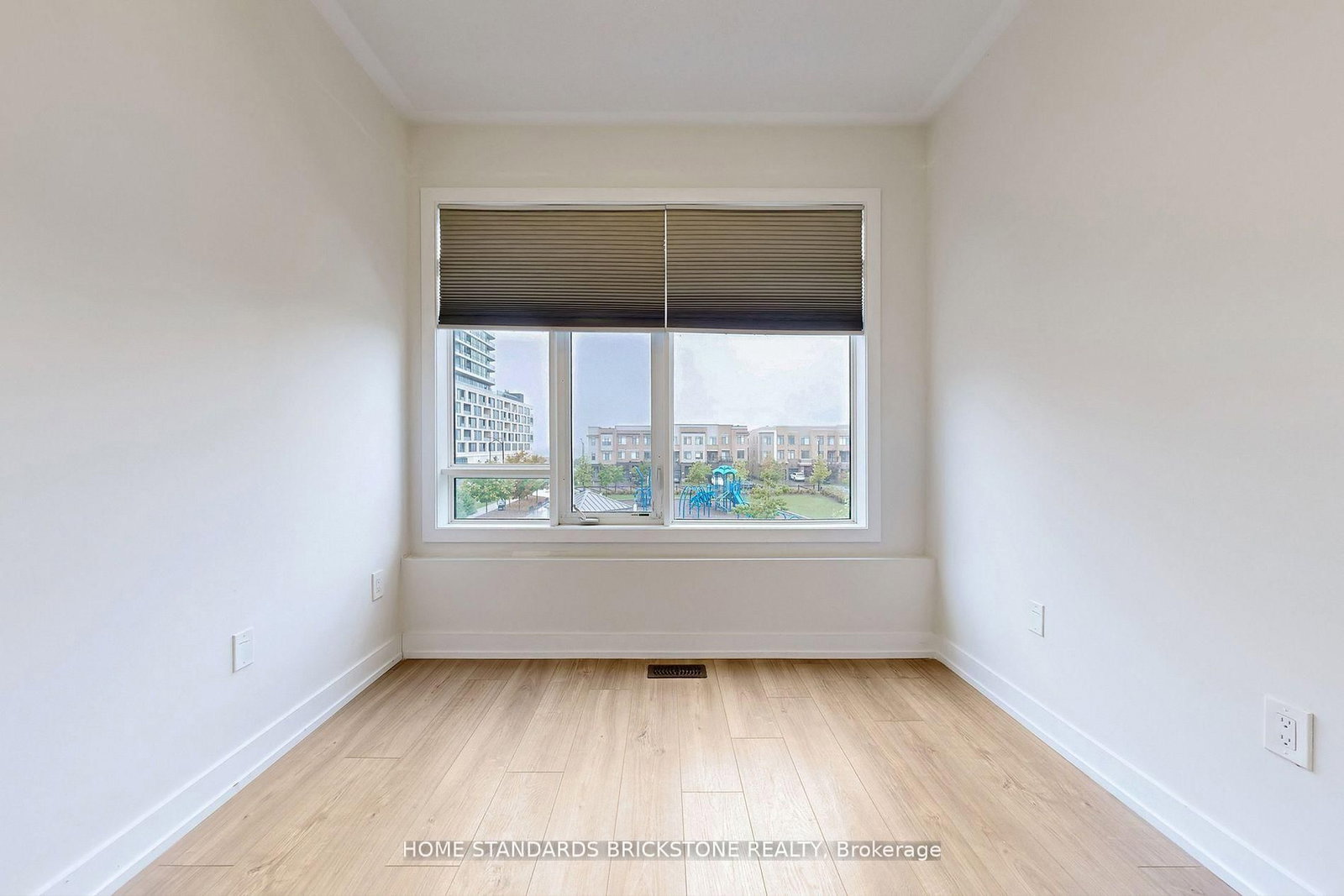 215 Salterton Circle • Vaughan, ON photo 29