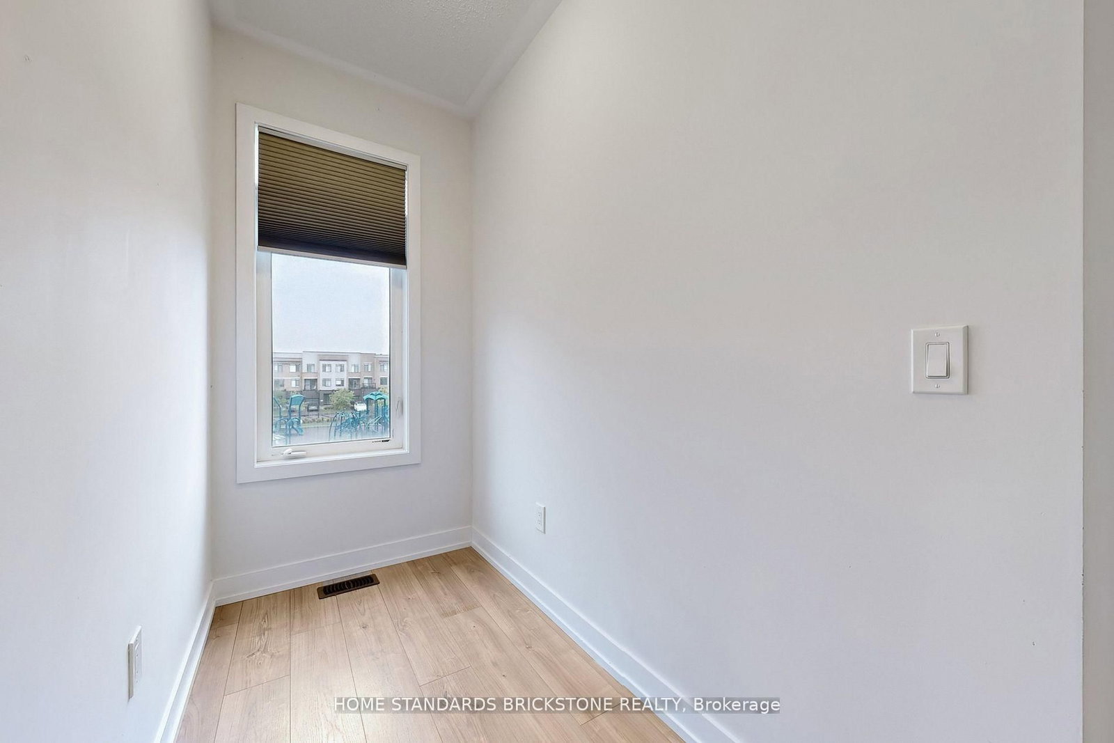 215 Salterton Circle • Vaughan, ON photo 34