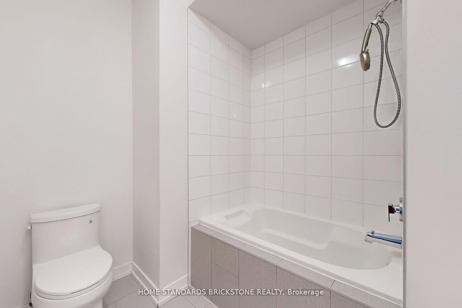 215 Salterton Circle • Vaughan, ON photo 37