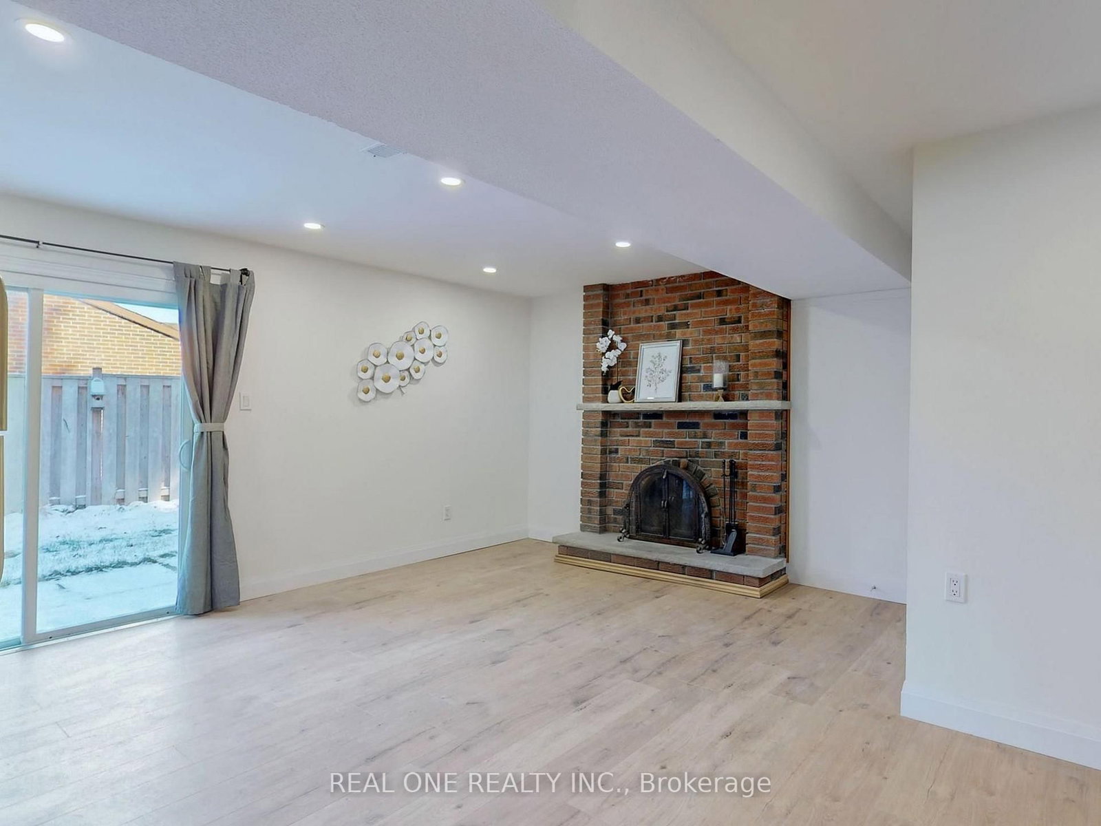 47 Lowe Boulevard - Photo 4