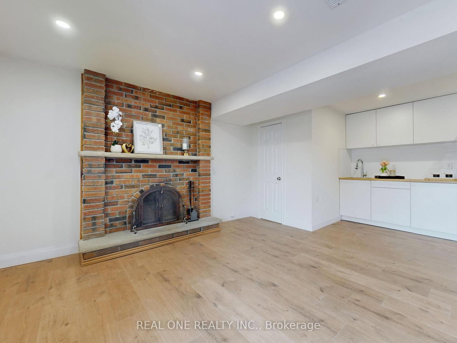 47 Lowe Boulevard - Photo 5