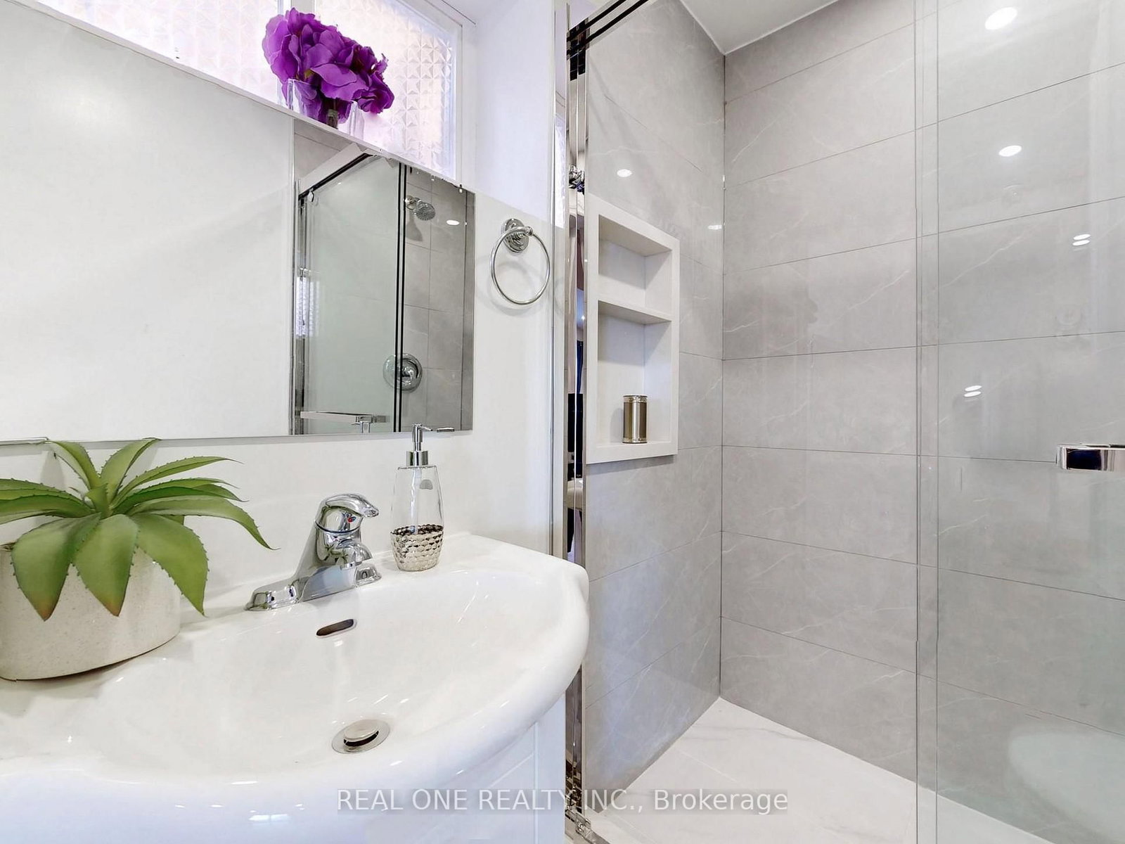 47 Lowe Boulevard - Photo 6