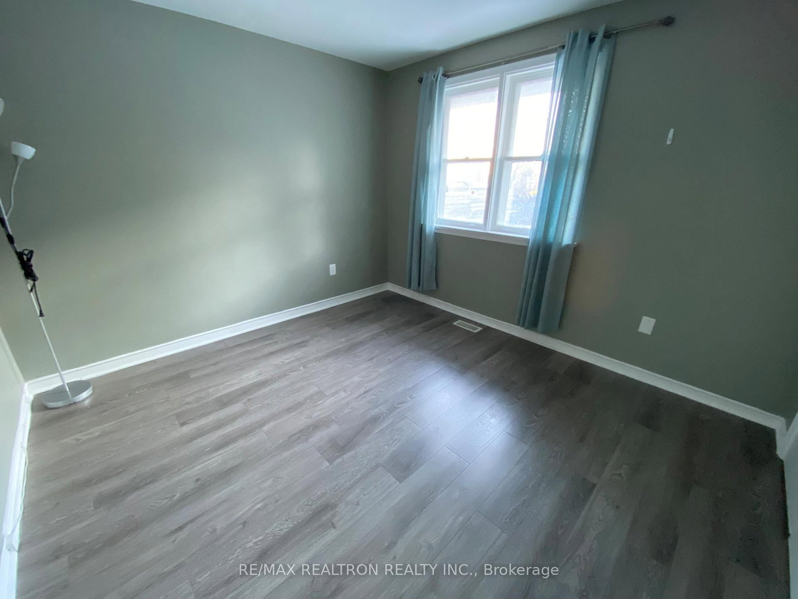 182 Church Street S - Photo 6